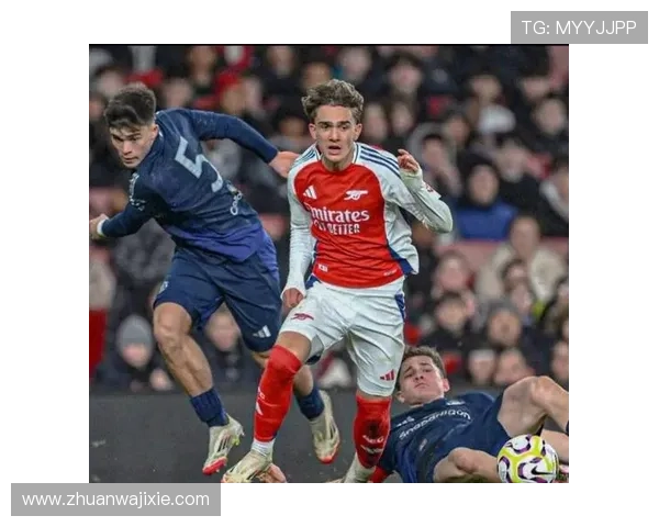 阿森纳U15豪取四球小组首出线 阿森纳U15豪取四球小组首出线